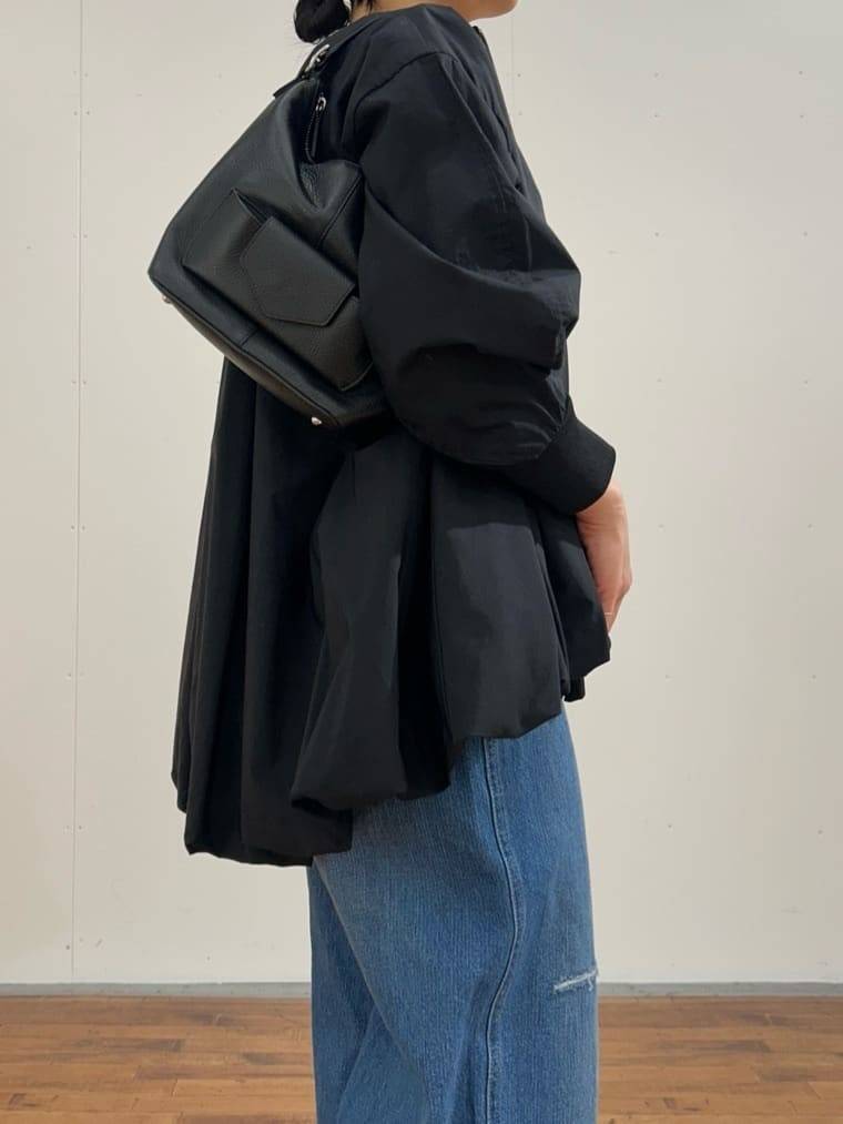 バルーン裾ブルゾン