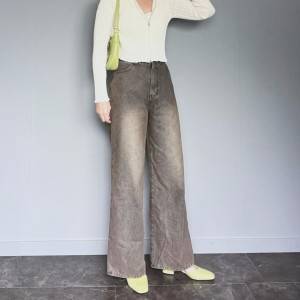 【2026年4月】こう着るのが今っぽい……！垢抜けるデニムパンツコーデ5選