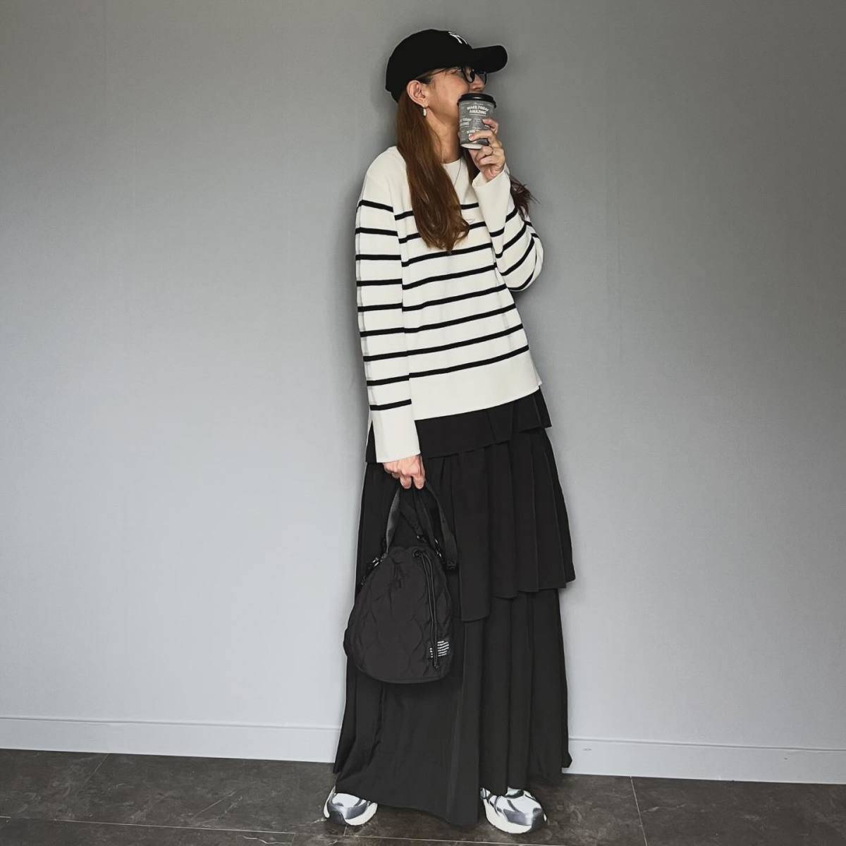 ボーダー柄のニットを重ね着する♪