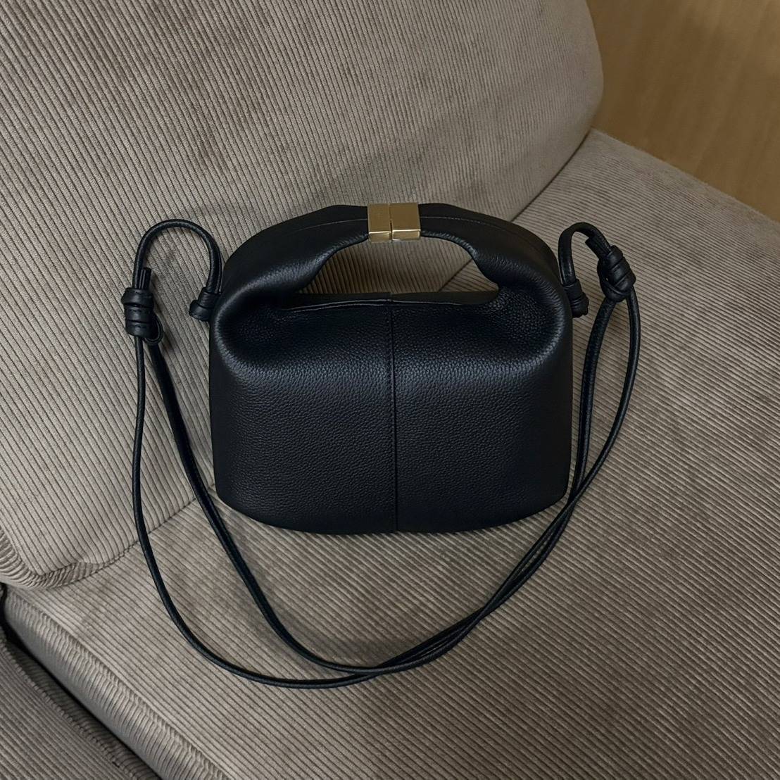 記事タイトルを出力