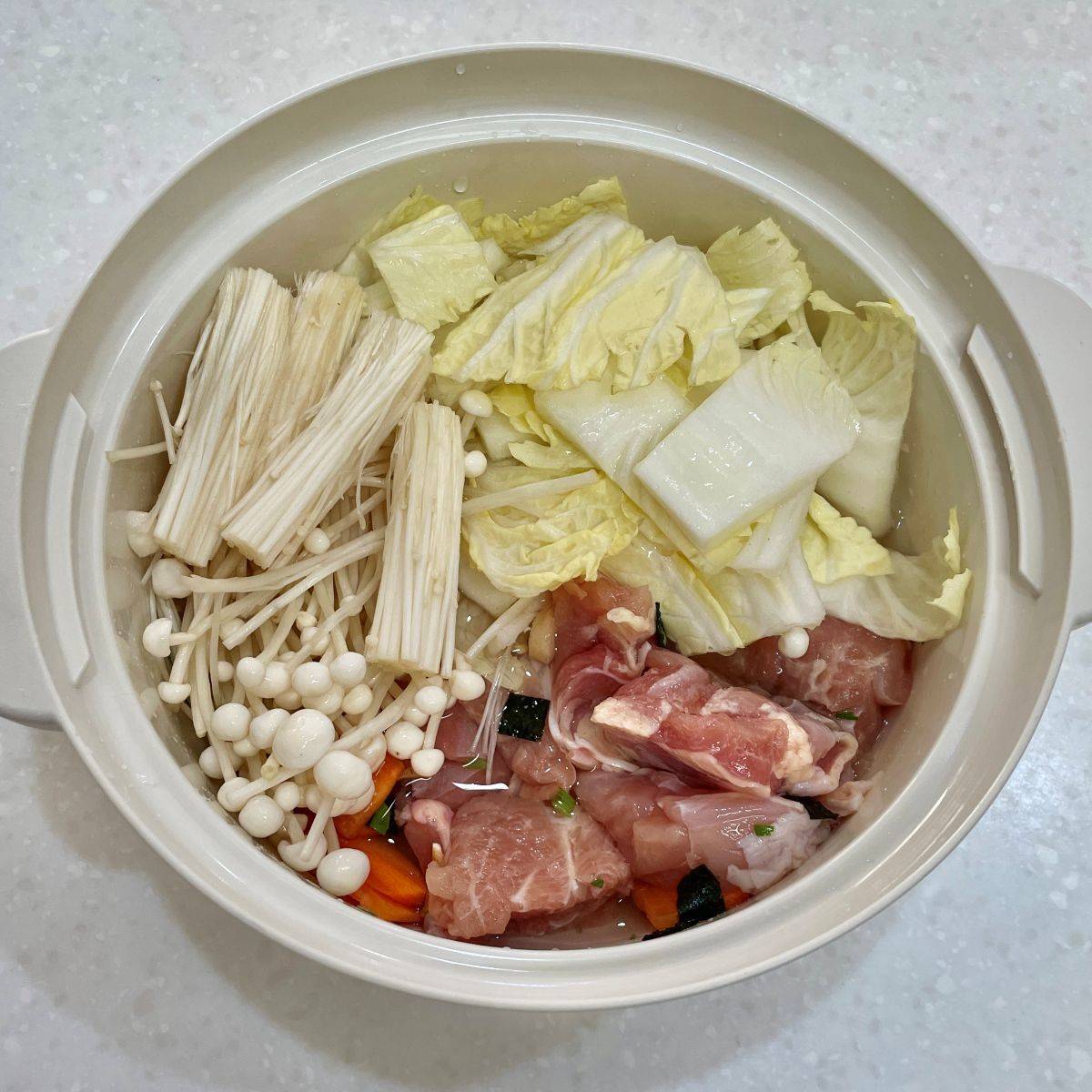 永谷園公式の「鶏肉と白菜の小鍋」のレシピ