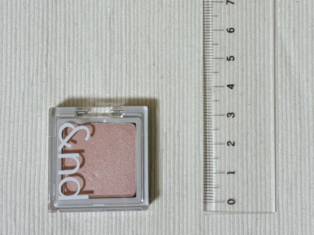 &nd by rom&nd アンドバイロムアンド Greige グレージュシリーズ メロウタッチシングルアイシャドウ SH01へイジーピンク 本体 定規