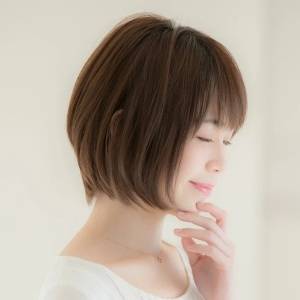  前下がりショートボブ 