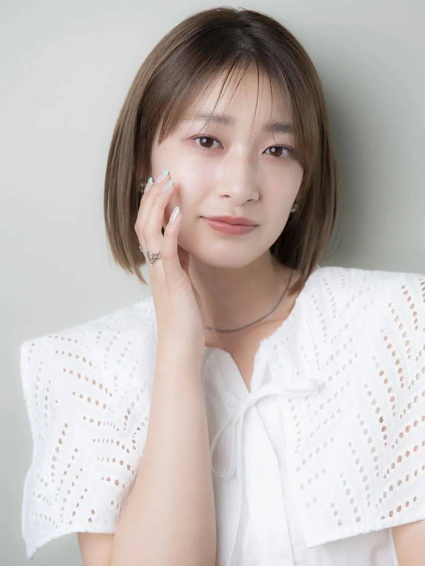 シンプルストレートボブ