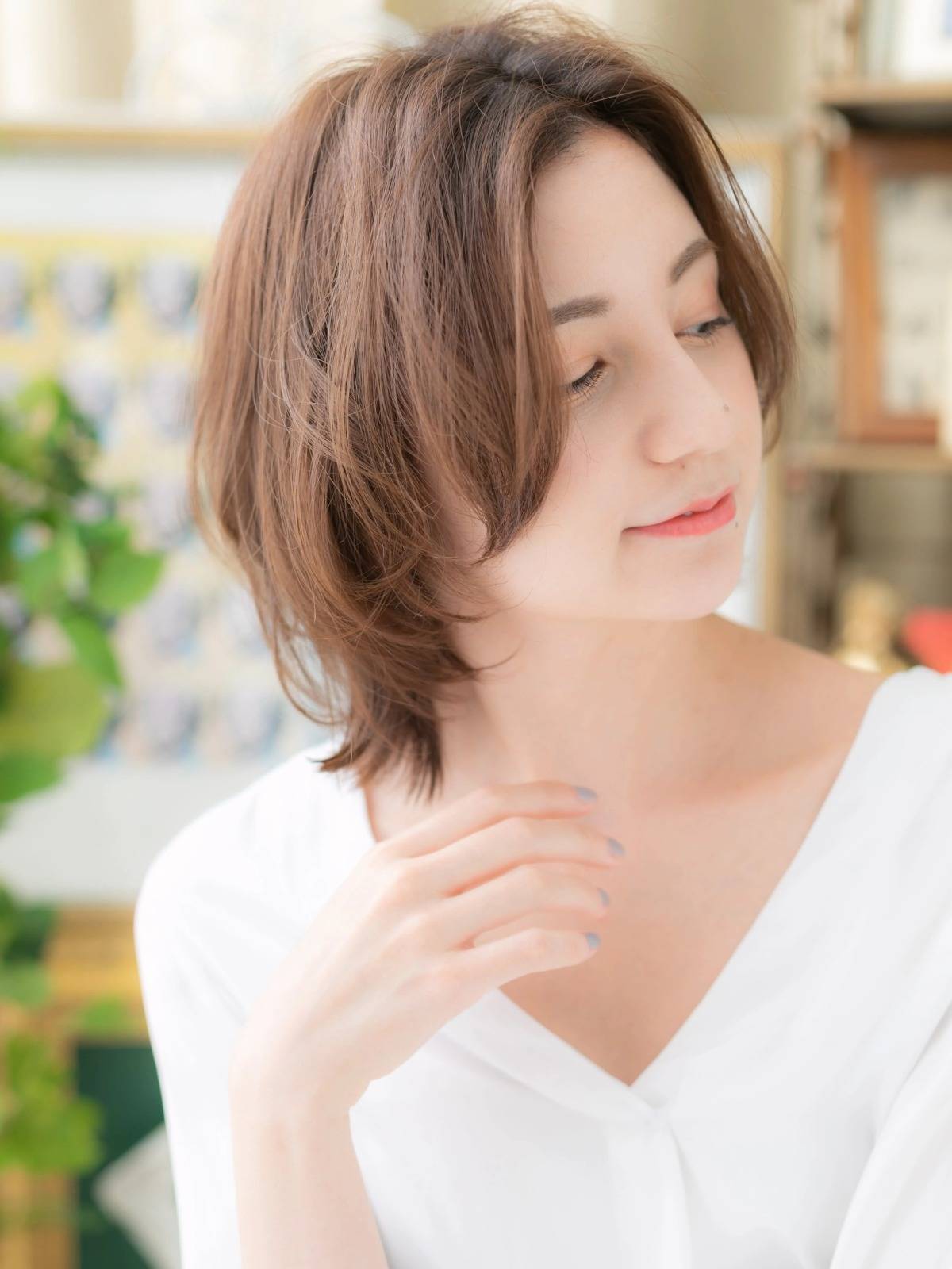 センターパートボブ