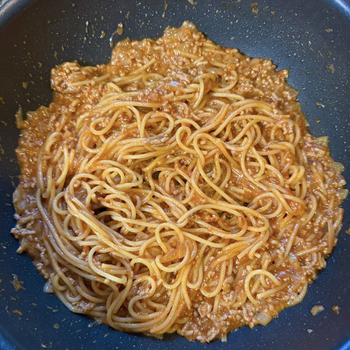 マ・マー公式の「ワンパンで簡単！絶品ボロネーゼ」のレシピ