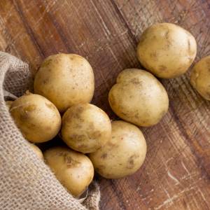 もう3回も作ってる……。「新じゃが」が抜群にウマくなる超簡単レシピ