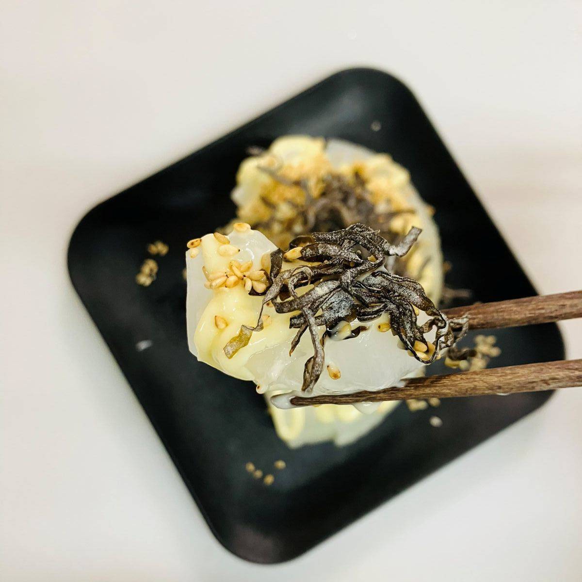 くらこん公式の「まるごと玉ねぎの塩こんぶマヨネーズ」のレシピ