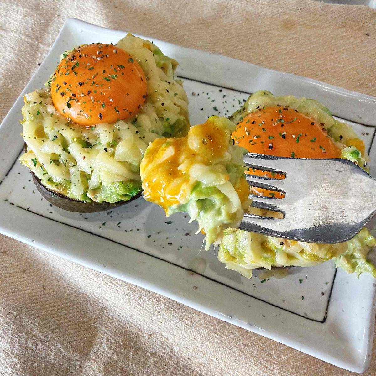 いなば公式の「アボカド×いなばライトツナ×コーン！濃厚アボカドグラタン」のレシピ