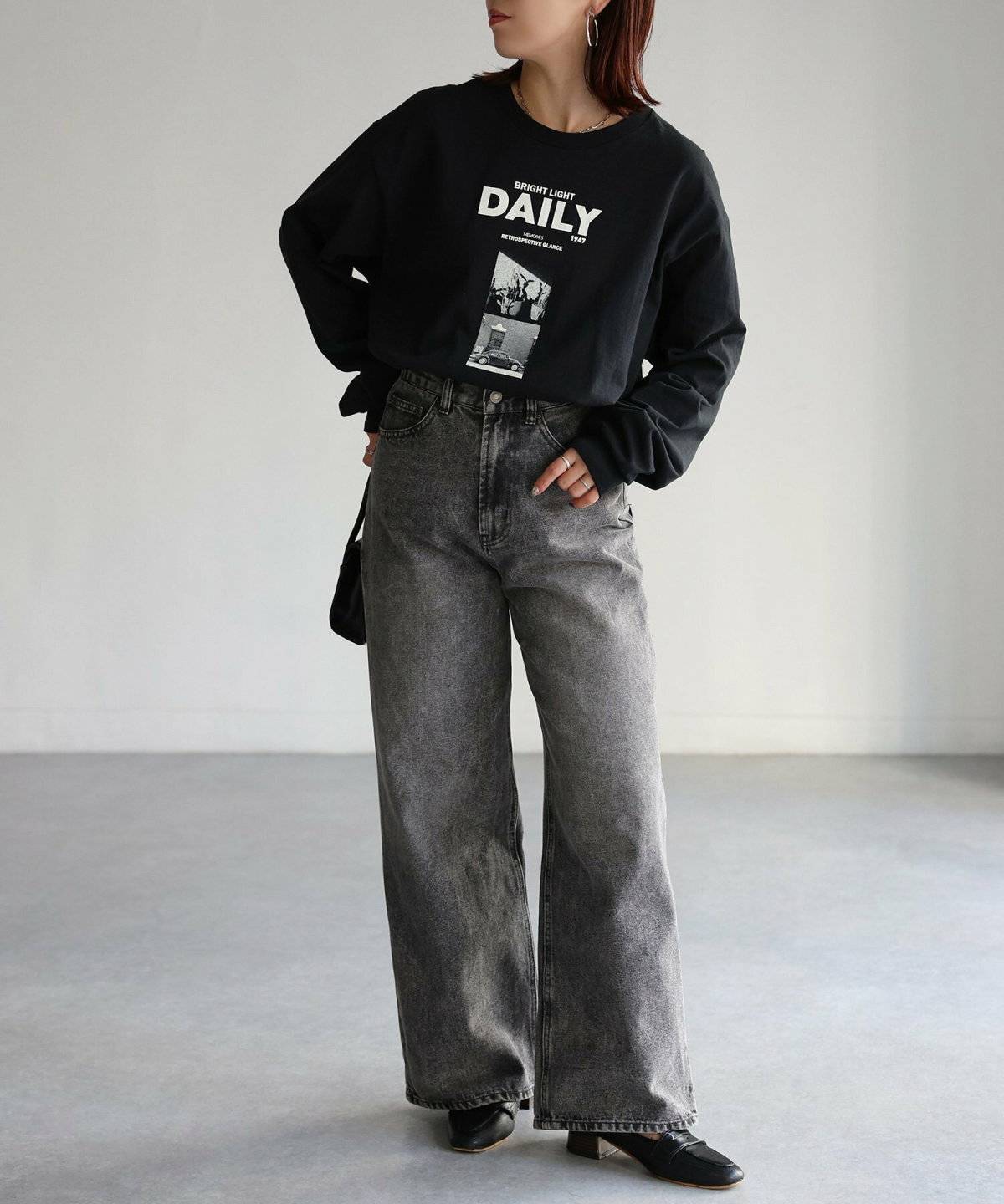 秋コーデの女性