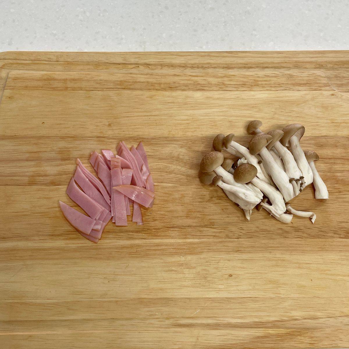 JAグループ公式の「しめじともやしの胡麻和え」のレシピ