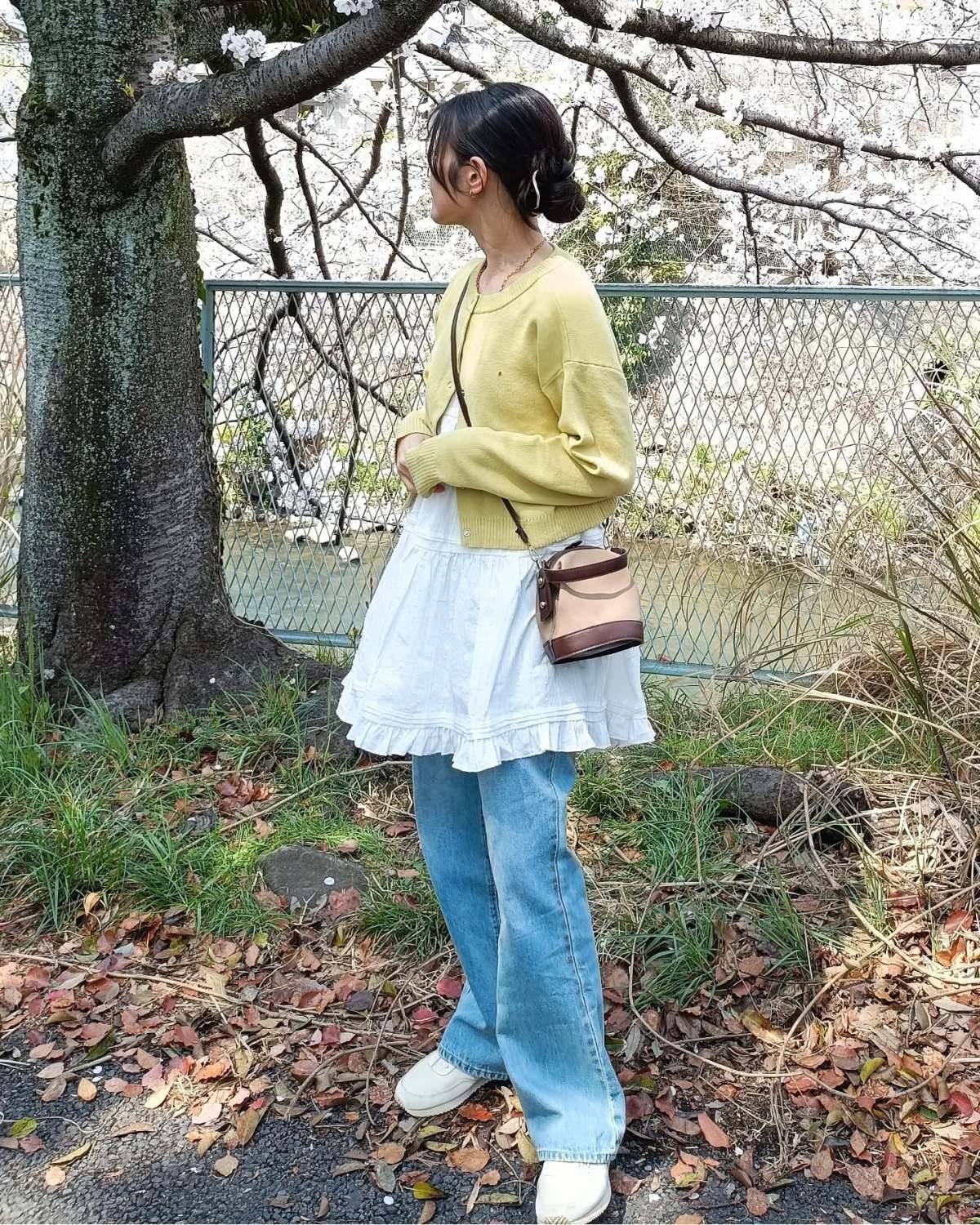 ミニワンピースを使った重ね着が◎