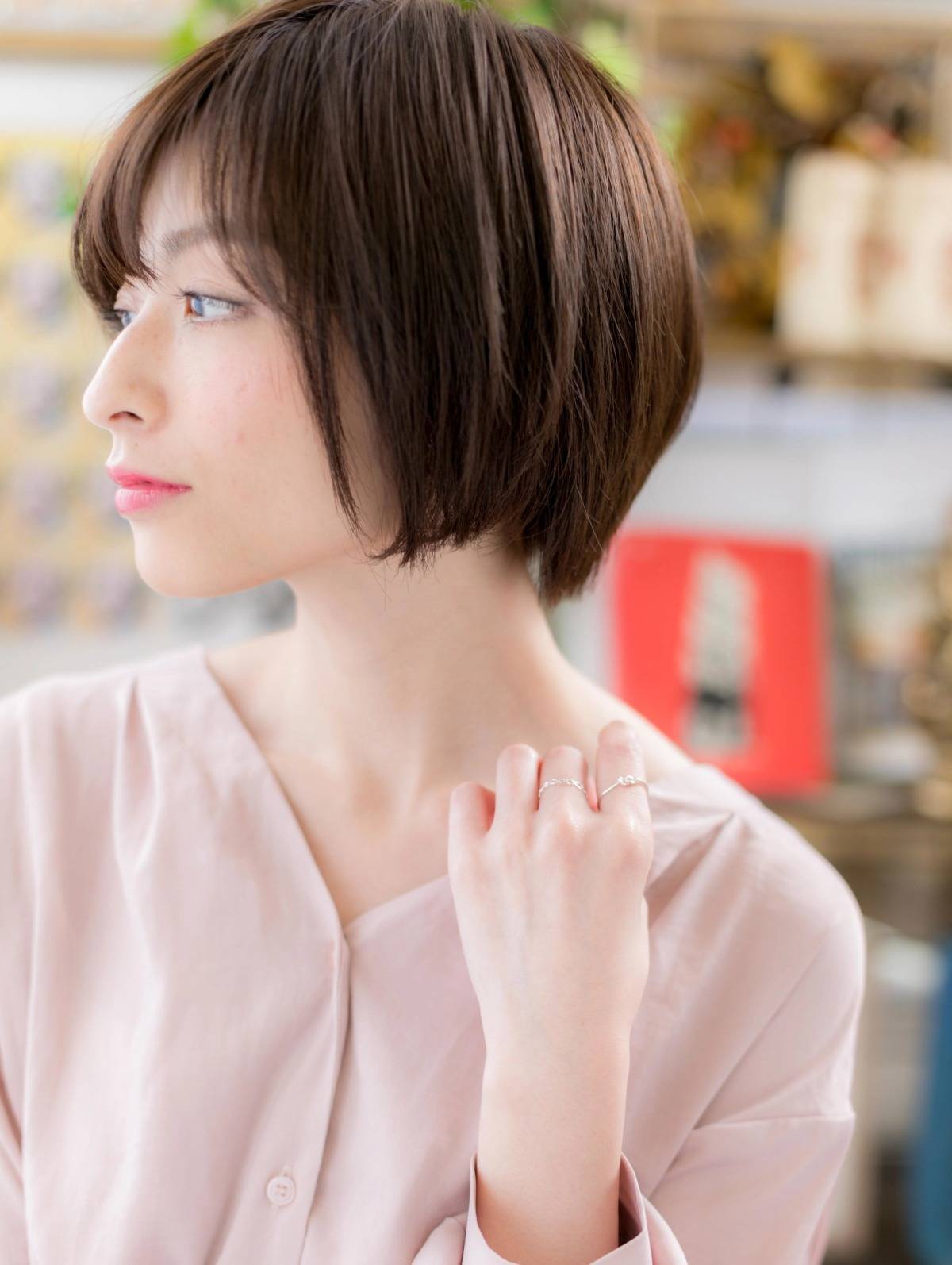 前下がりきれいめボブ