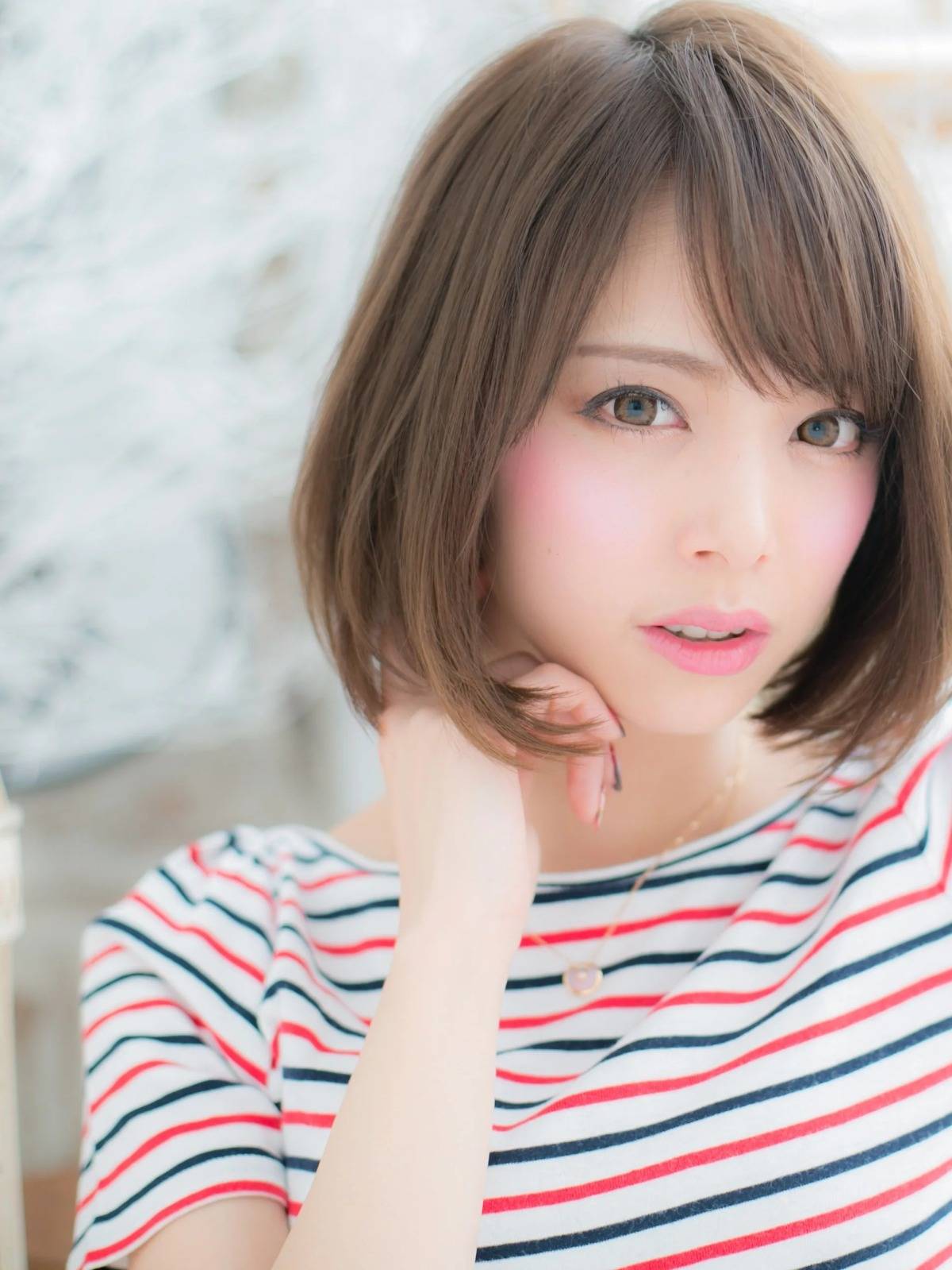 前下がりシンプルボブ