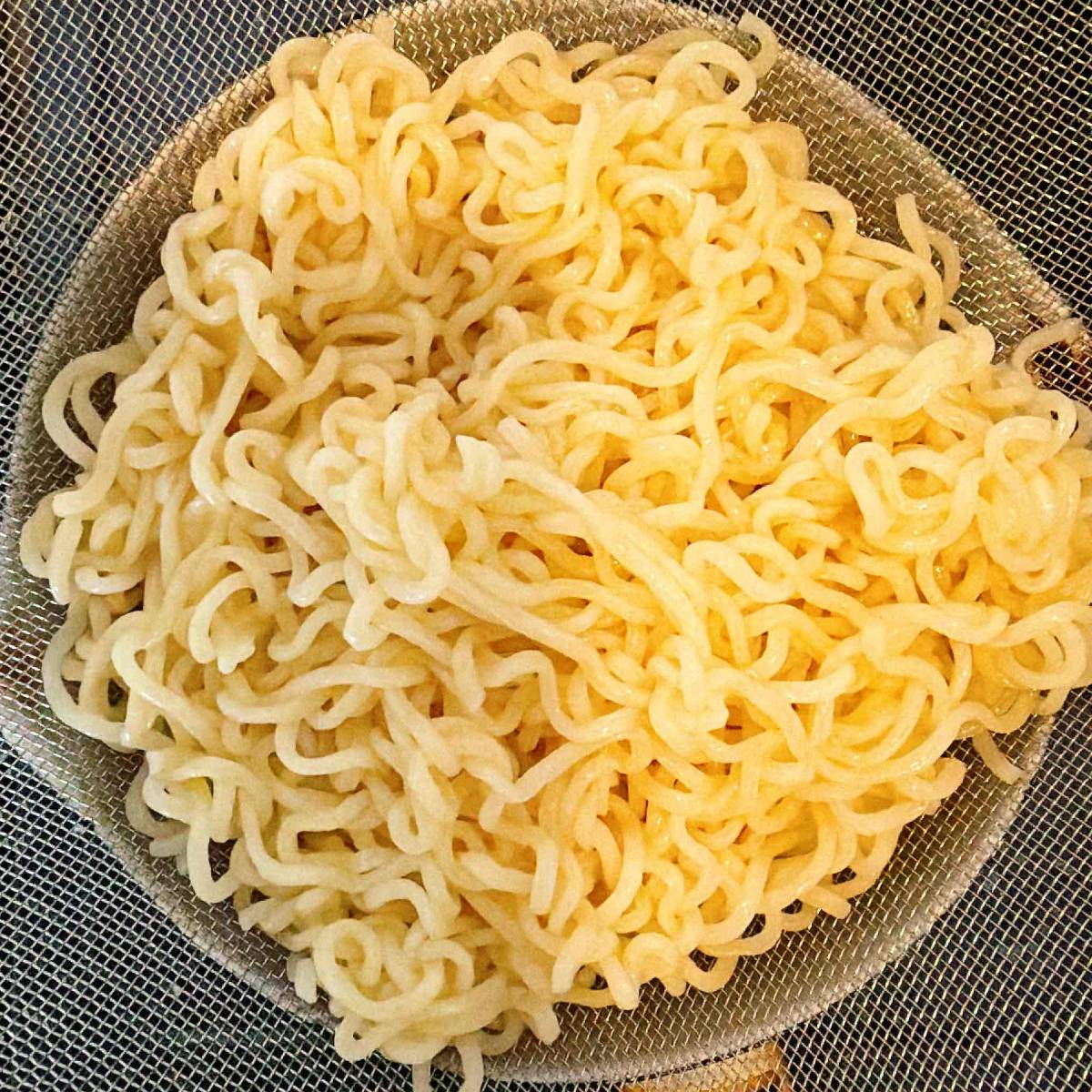 サッポロ一番公式の「韓国風海鮮冷やしラーメン」のレシピ