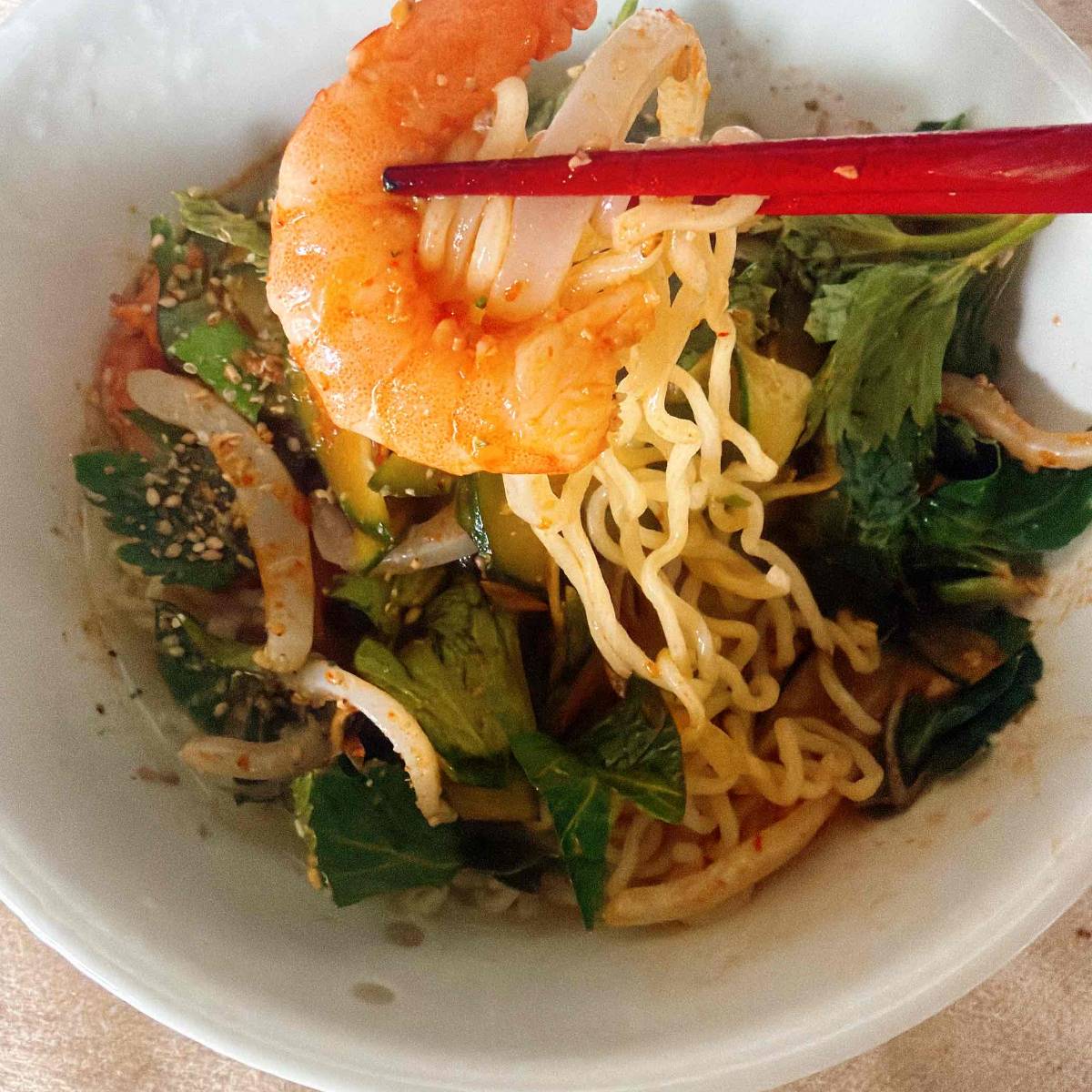 サッポロ一番公式の「韓国風海鮮冷やしラーメン」のレシピ