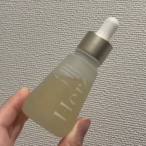 荒れがちな肌がいい感じに……♪夜ケアにプラスした「Herz skin」のセラムウォーター
