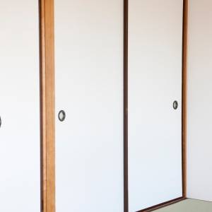 実は風水的に大吉です。押入れにあると人気運がみるみる上がるもの5選