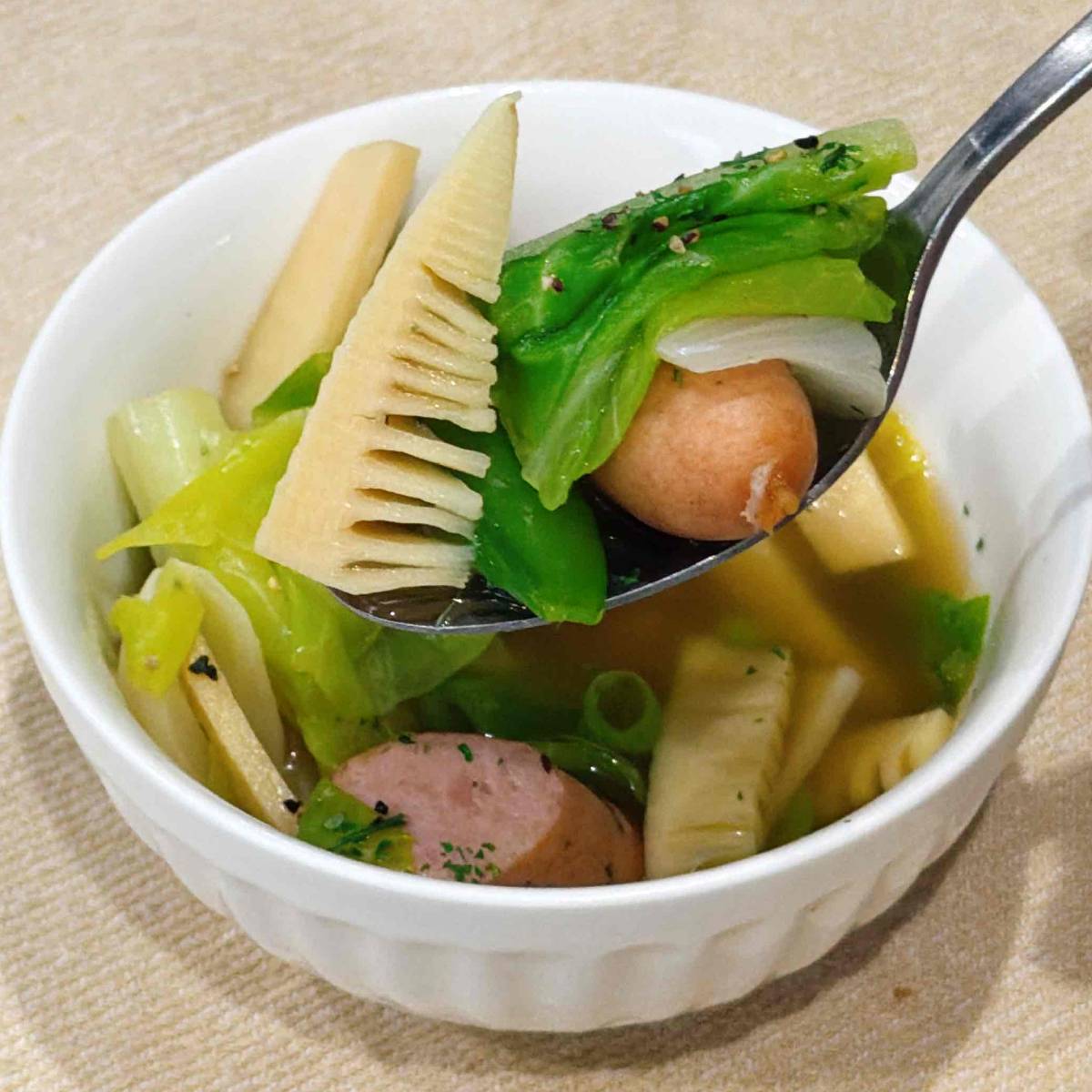 JAグループ公式の「季節きゃべつのスープ」のレシピ