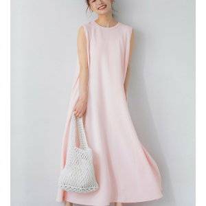 【夏編】大人女子向け雨の日コーデおすすめ15選。30代40代レディースファッション