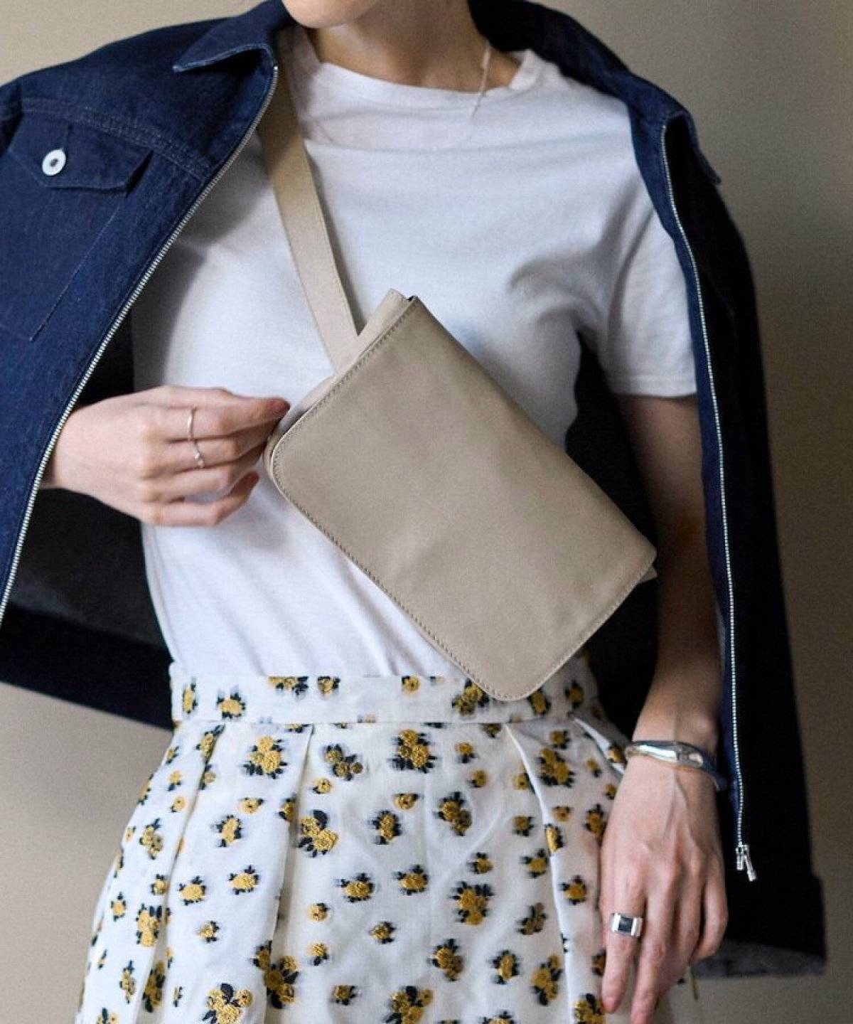 ウエストポーチを使ったコーデ