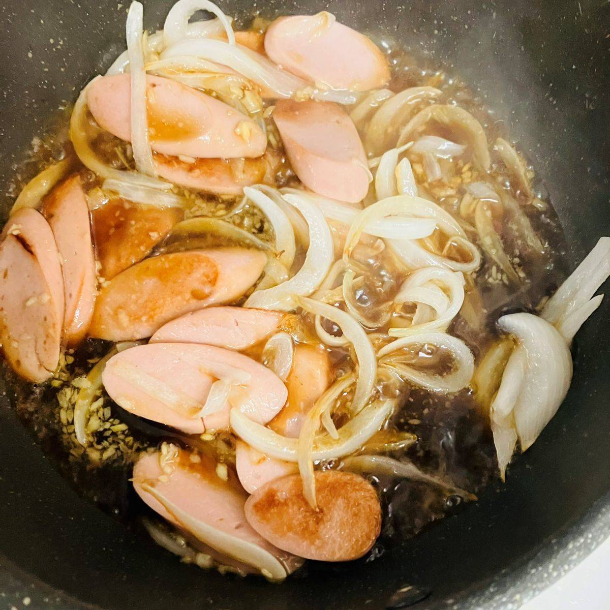 ニッスイ公式の「おさかなのソーセージのしょうが焼き弁当」のレシピ