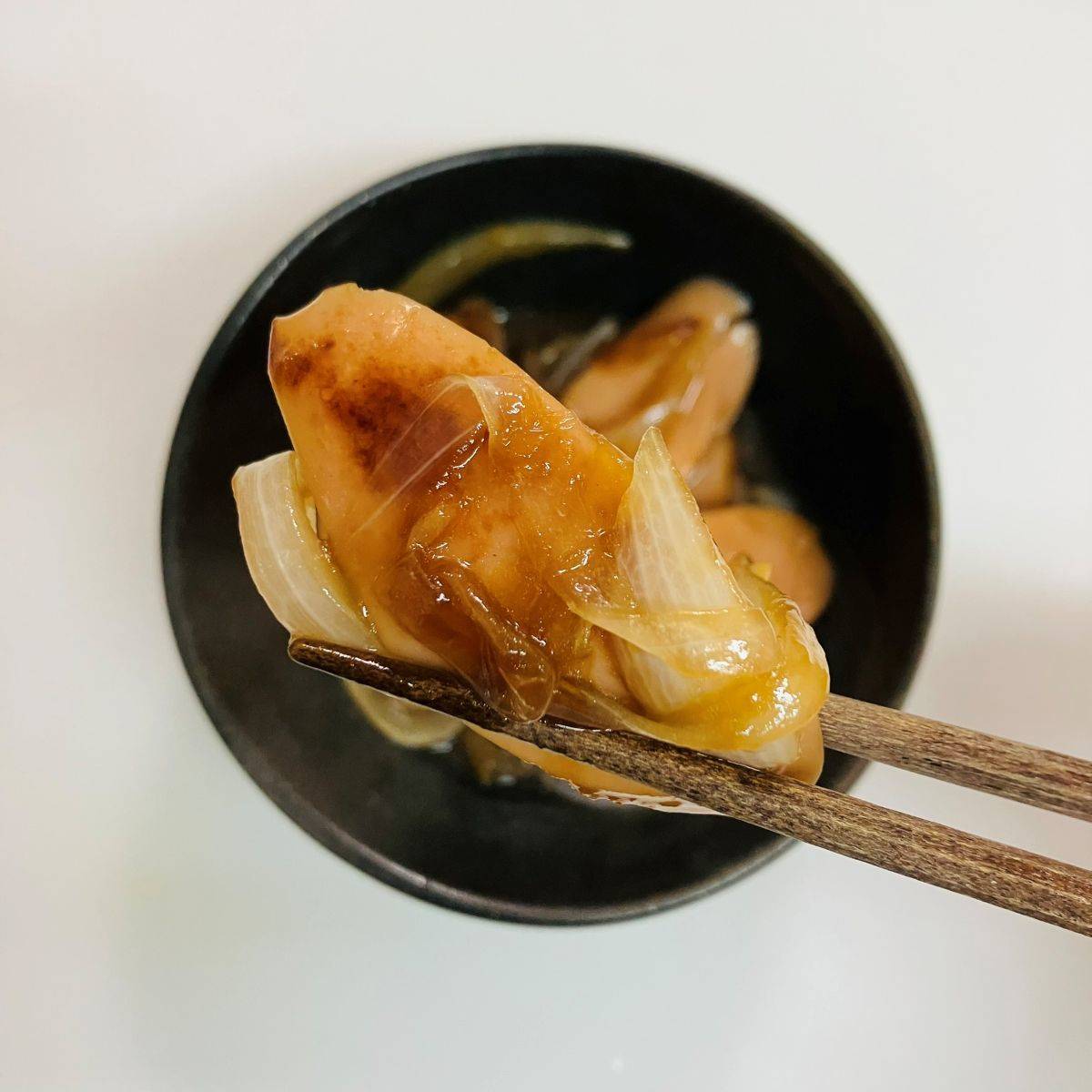 ニッスイ公式の「おさかなのソーセージのしょうが焼き弁当」のレシピ