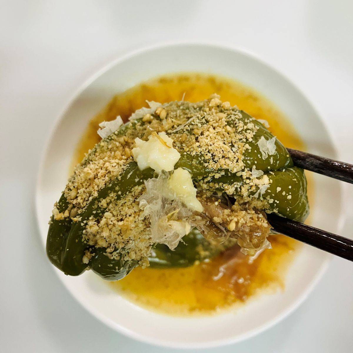 ヤマキ公式の「レンジで作る丸ごとピーマンの煮浸し」のレシピ