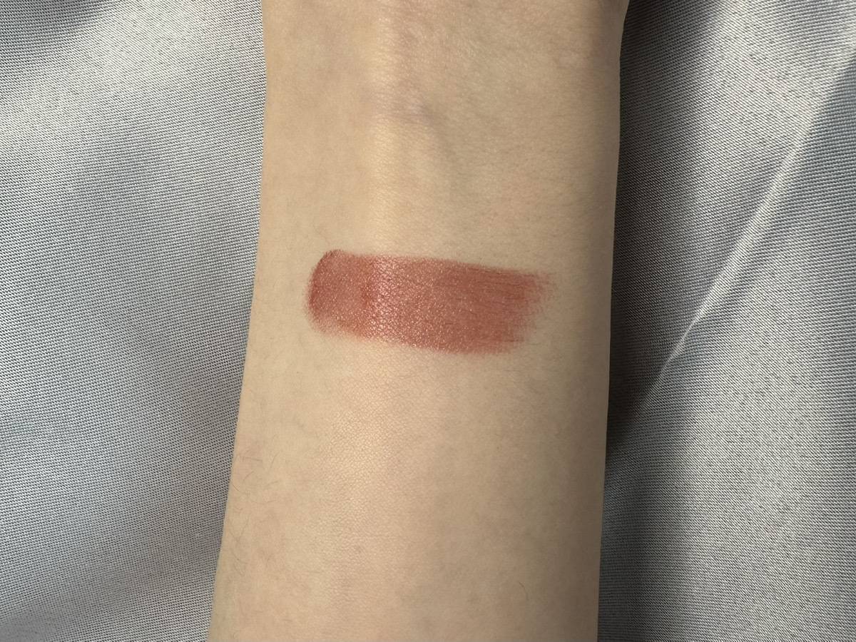 Laka「デビルリップ」スウォッチ