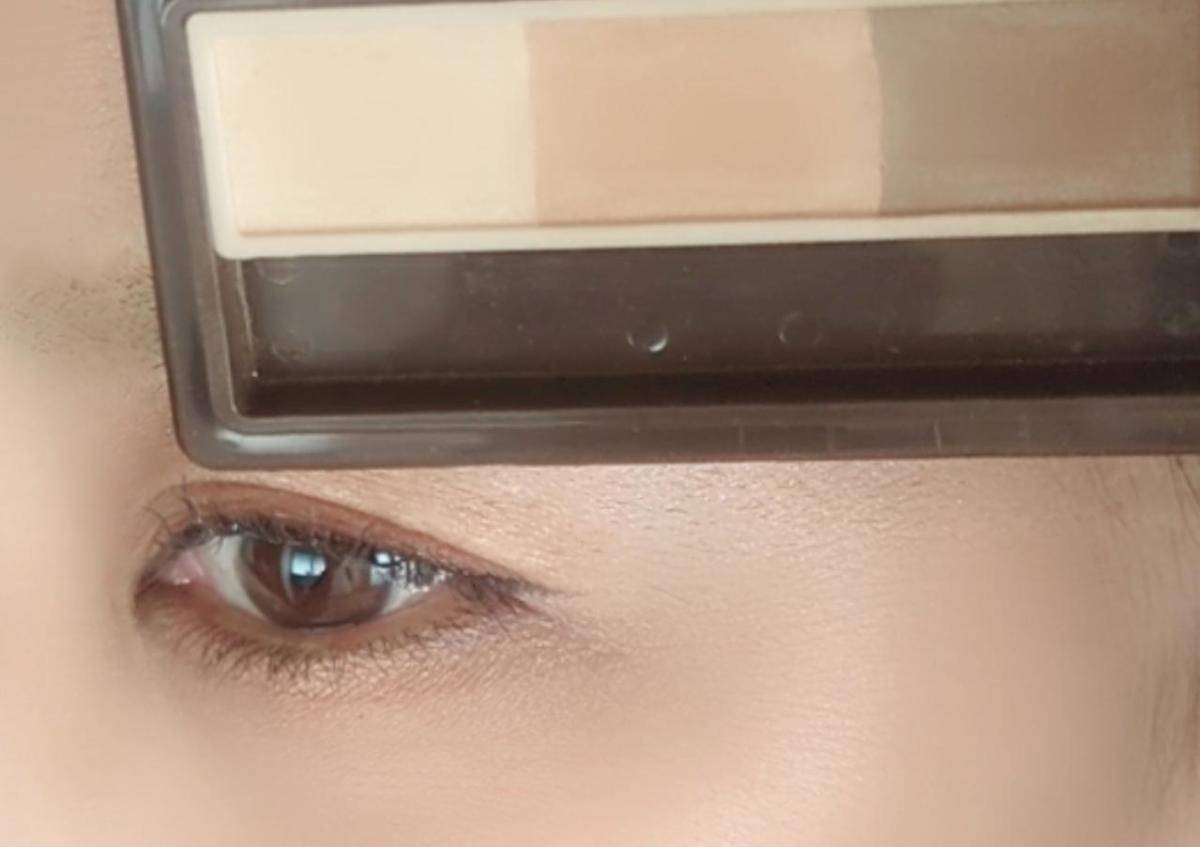 セザンヌアイブロウ＆シェードパウダー仕上がりイメージ