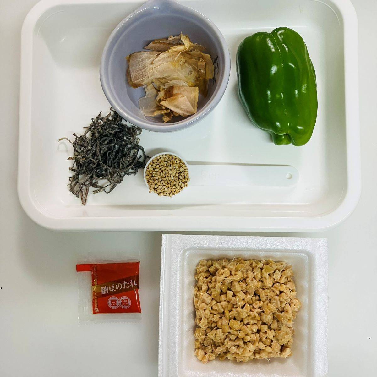 JAグループ公式の「ピーマンおかか昆布納豆」のレシピ
