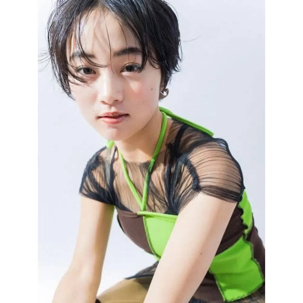 レイヤーたっぷりエアリーショート