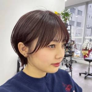  くびれのある丸みショート 