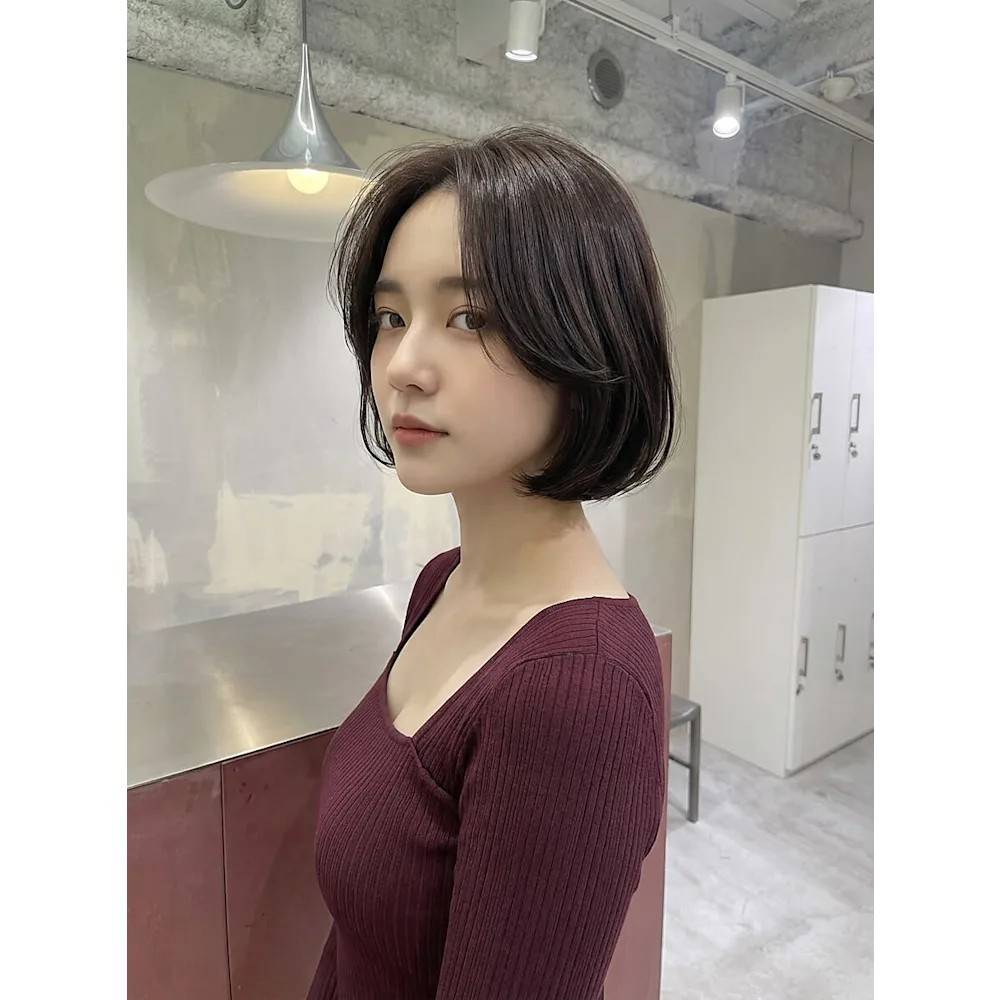 ナチュラルブラウンのくびれボブ