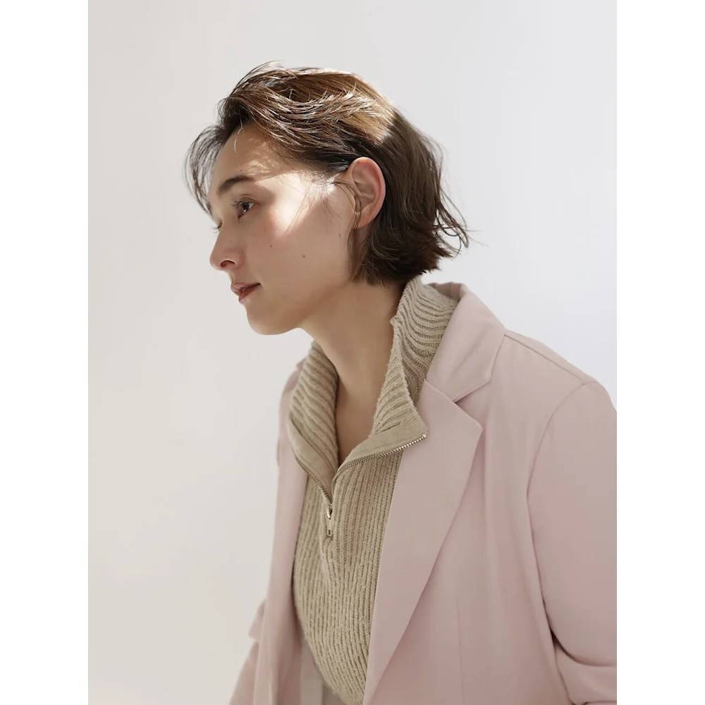 ナチュラルブラウンのハンサムボブ