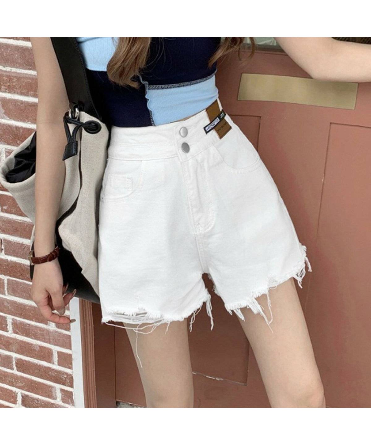 ショートパンツコーデ