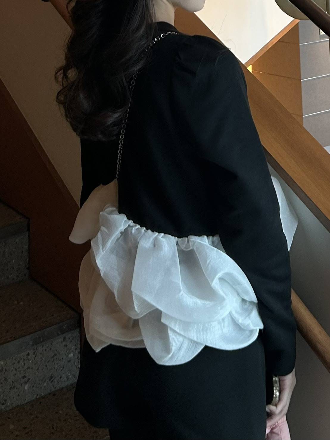 バルーンフリルドッキングスウェットトップス