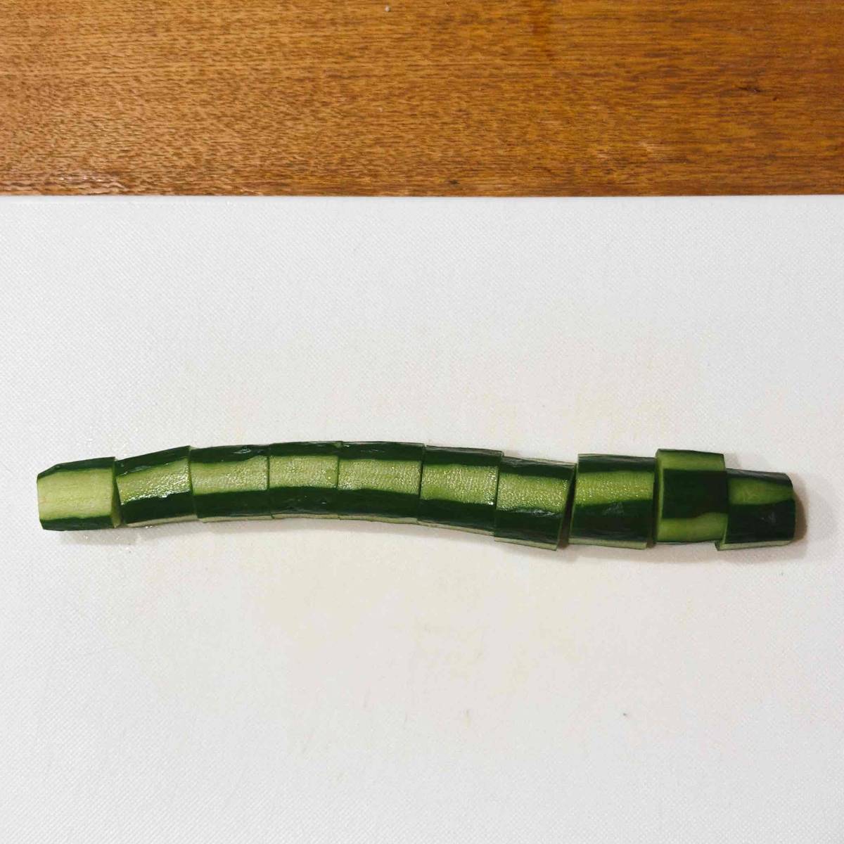 ふじっ子公式の「梅ときゅうりのふじっ子和え」のレシピ