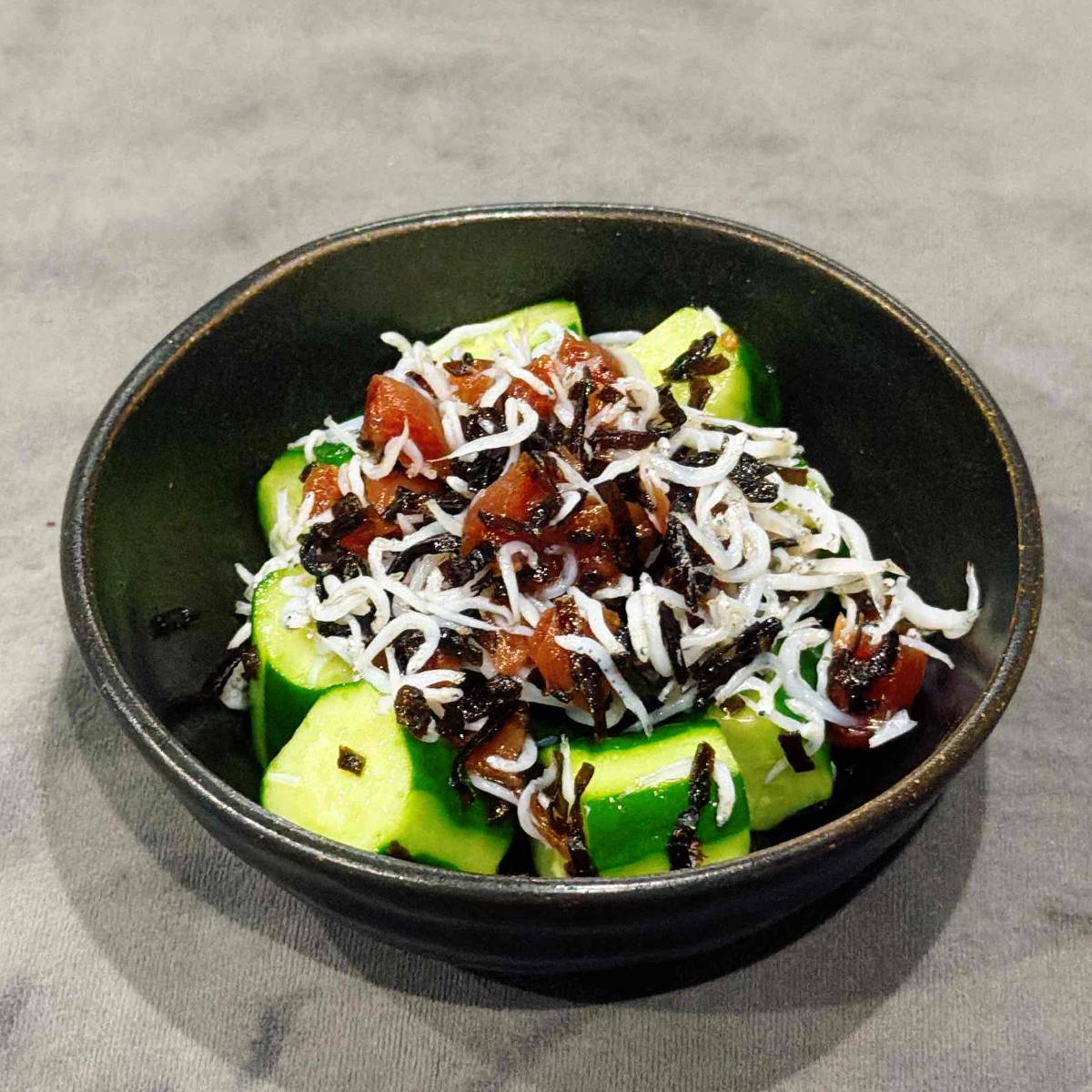 ふじっ子公式の「梅ときゅうりのふじっ子和え」のレシピ