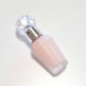  ジルスチュアート「イルミネイティングジェム セラムプライマー」 