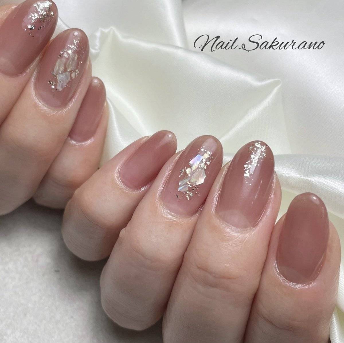 ピンクブラウンネイル