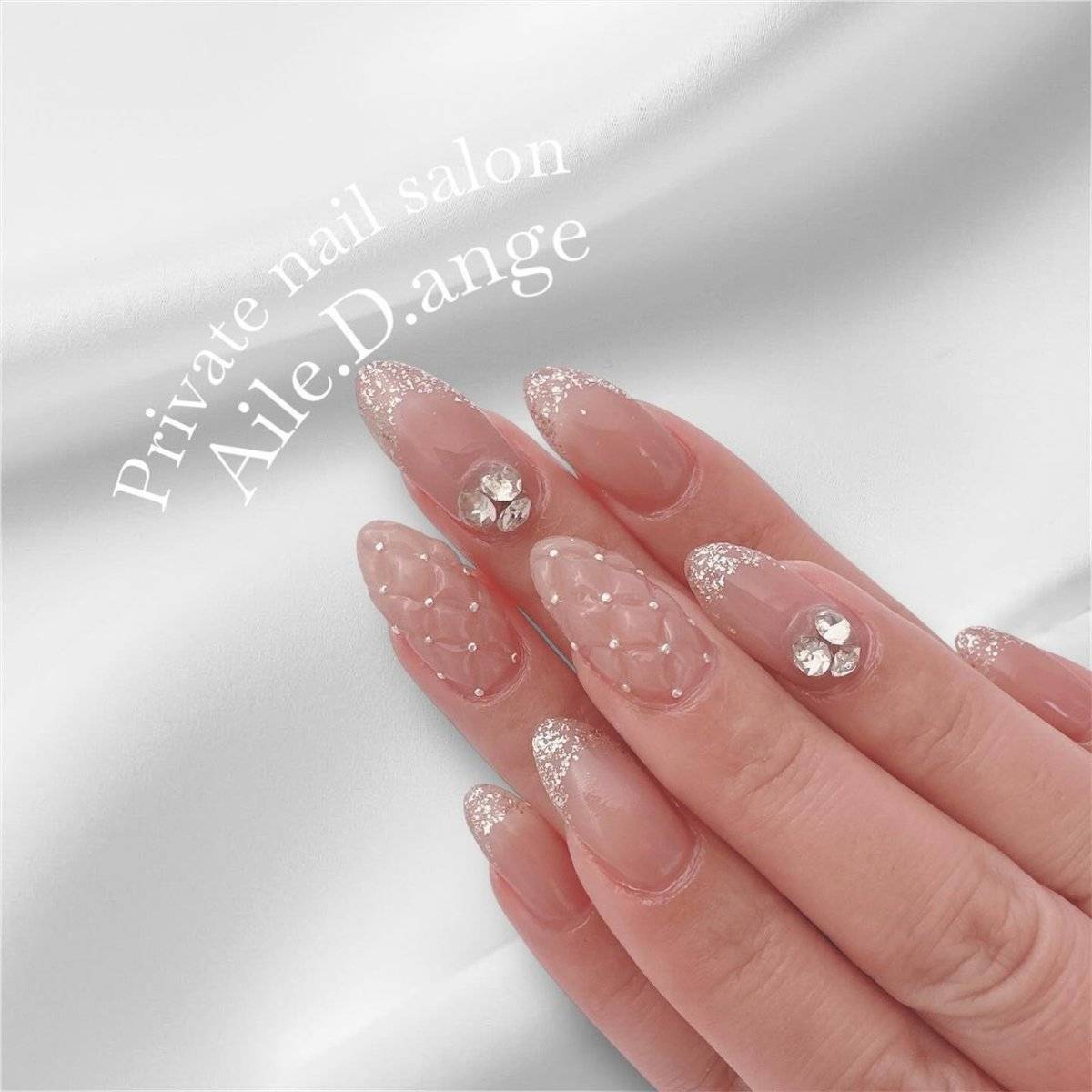 ピンクブラウンネイル