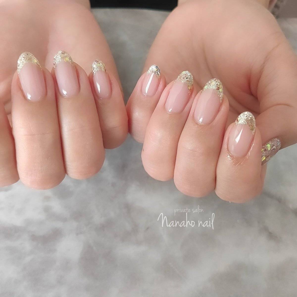 ピンクゴールドネイル