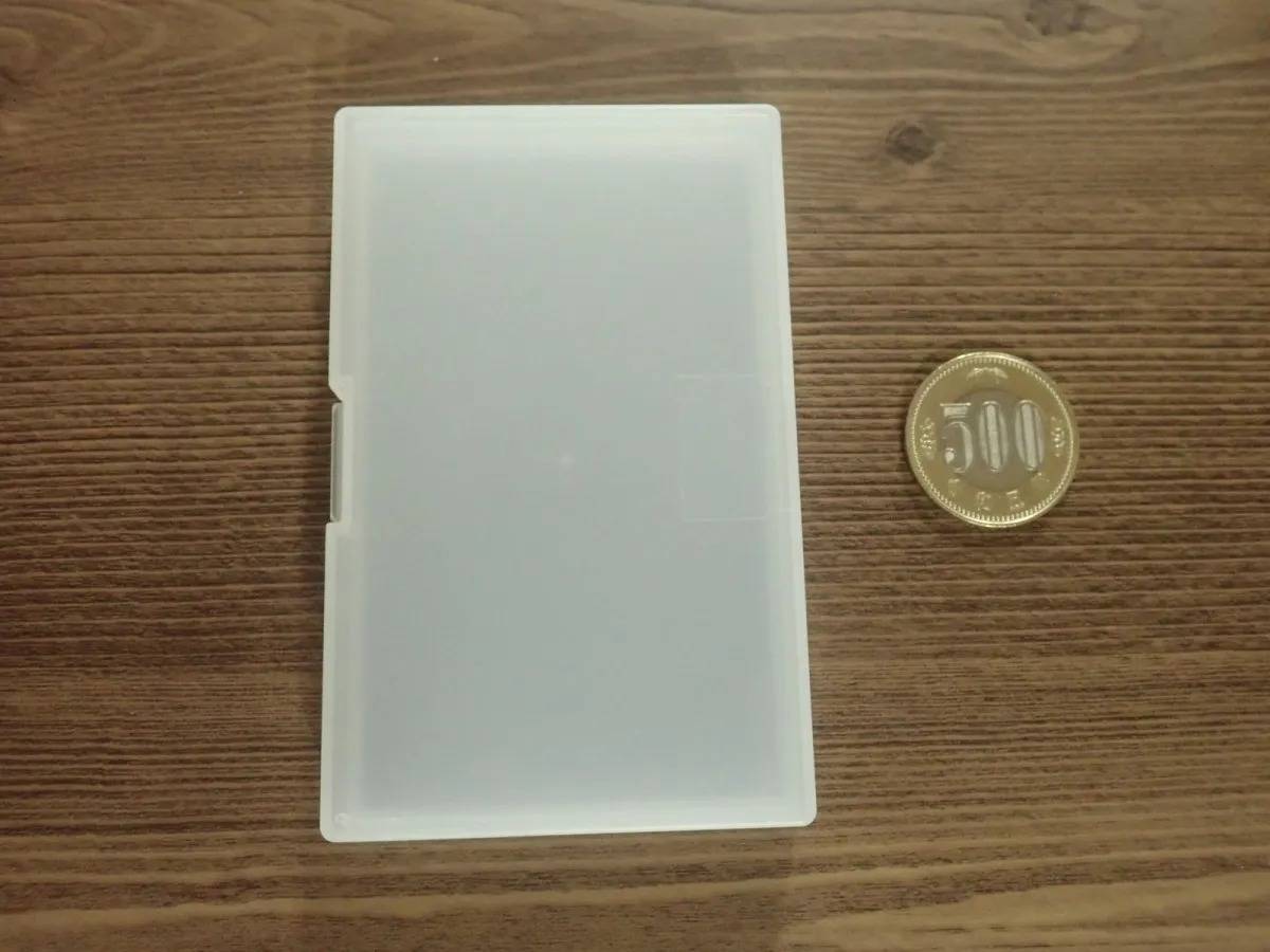 DAISO(ダイソー)：デュアル名刺ケース