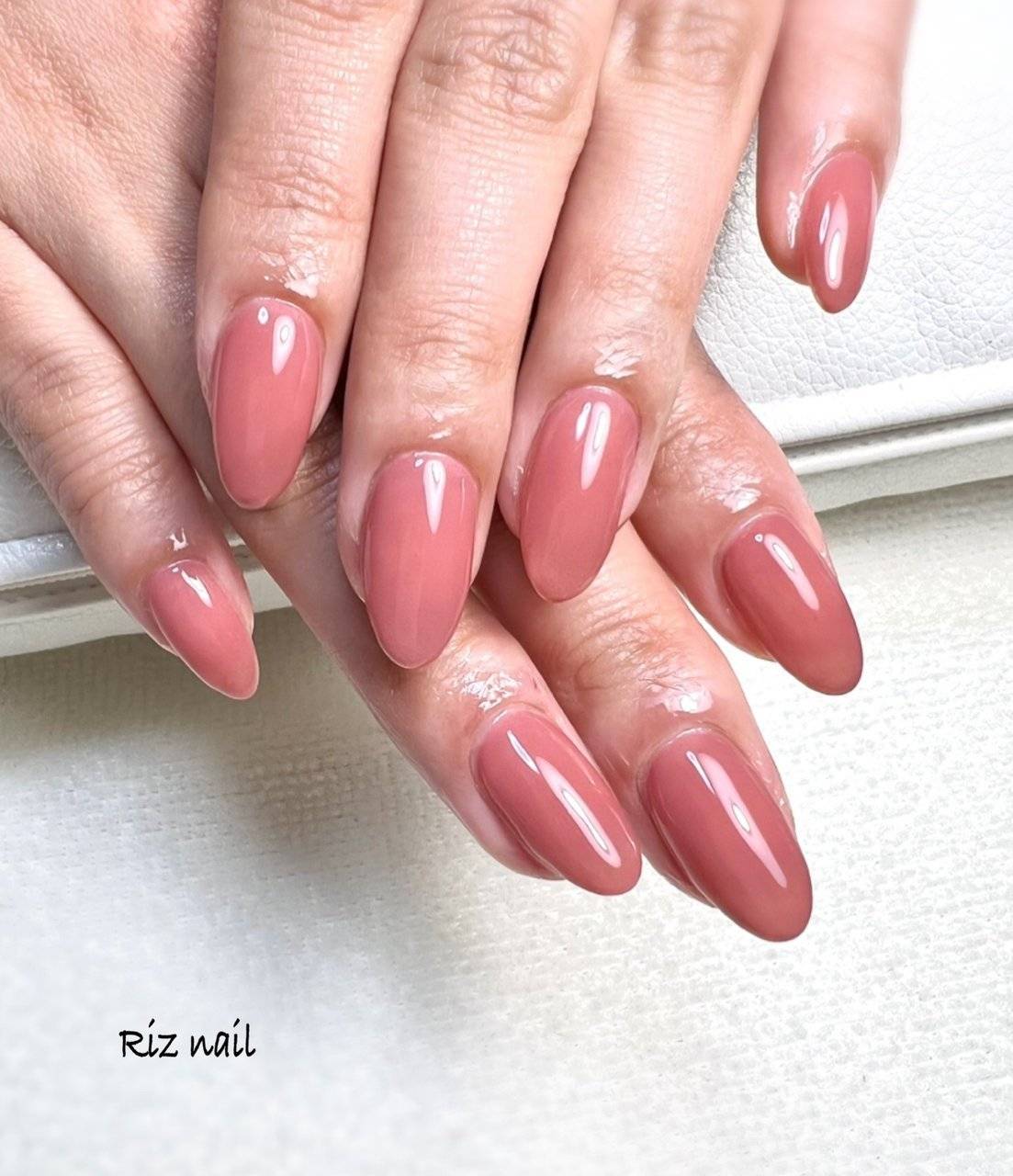 ピンクブラウンネイル