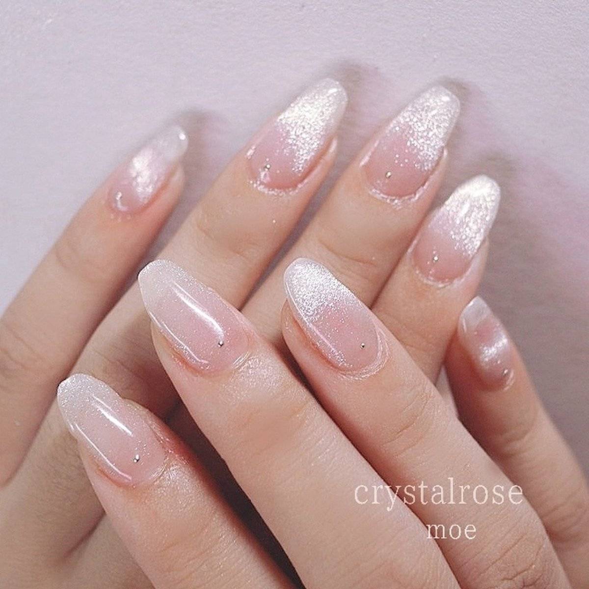 ペールピンクネイル