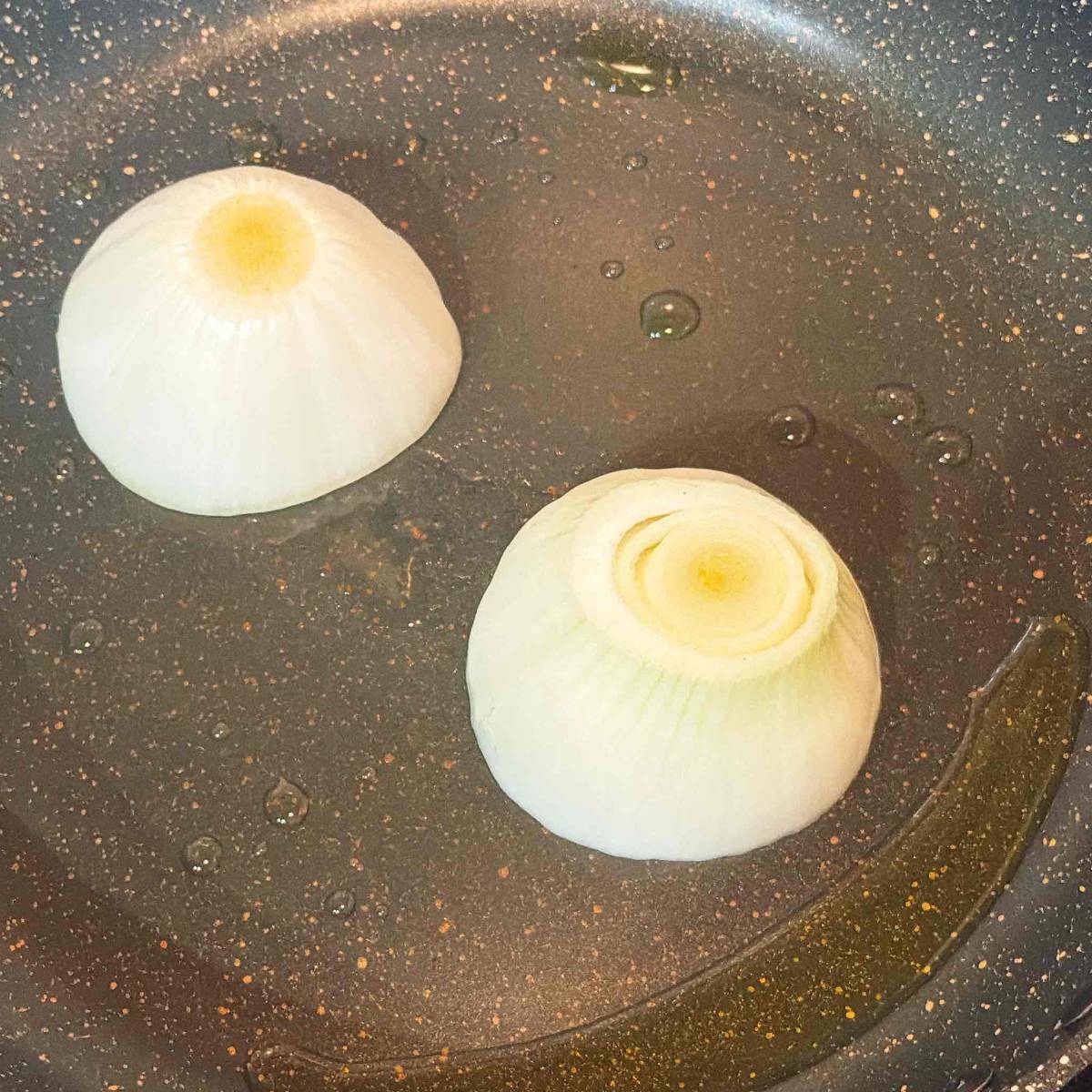 JAグループ公式の「ほんのりあま〜〜い新玉ねぎの甘酢焼き♪」のレシピ