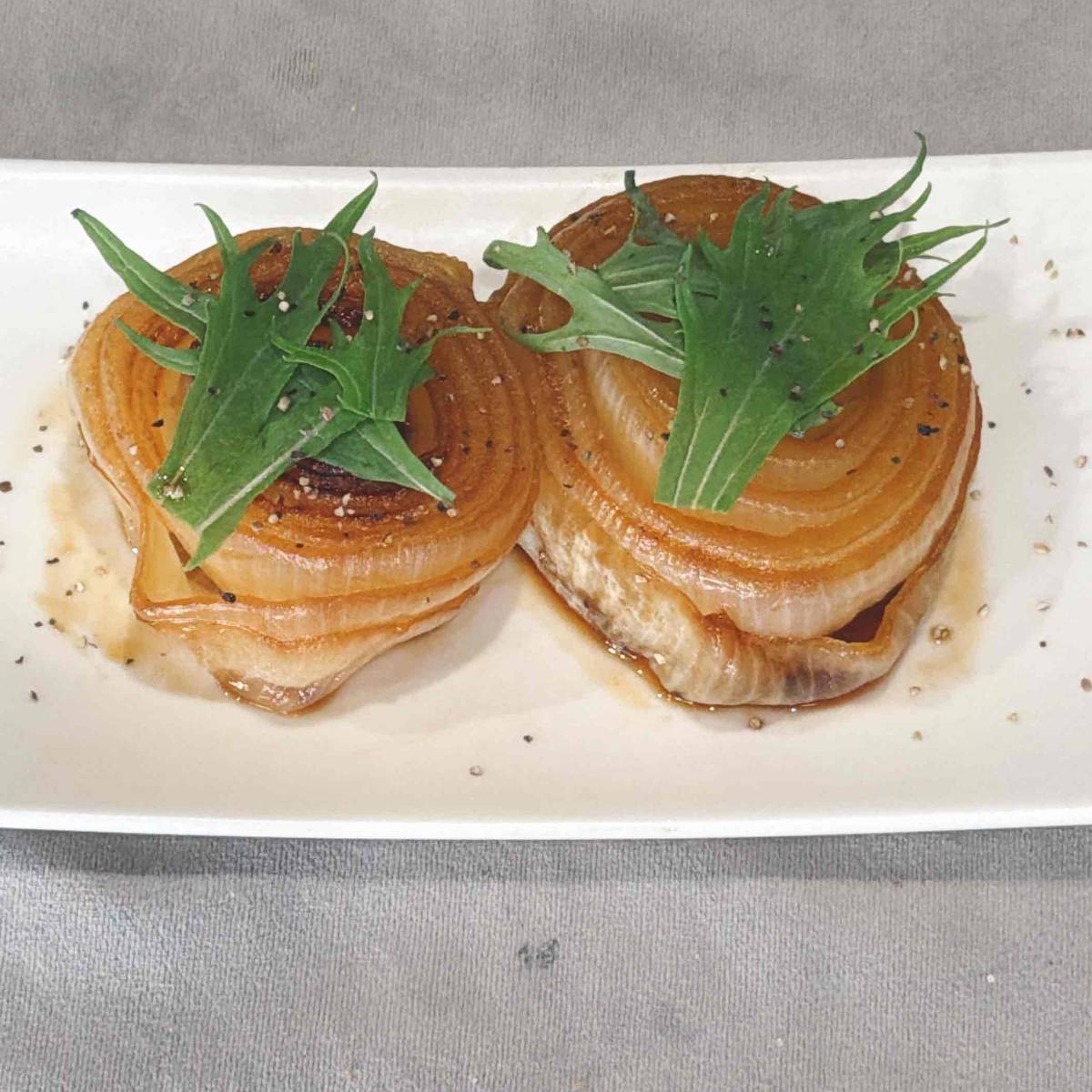 JAグループ公式の「ほんのりあま〜〜い新玉ねぎの甘酢焼き♪」のレシピ