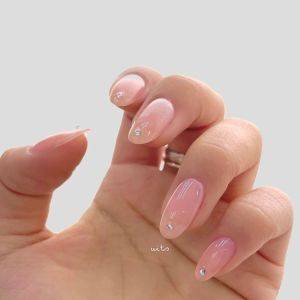 【2026年4月】春らしさ満点のやつ。大人可愛い透け感ピンクネイル5選