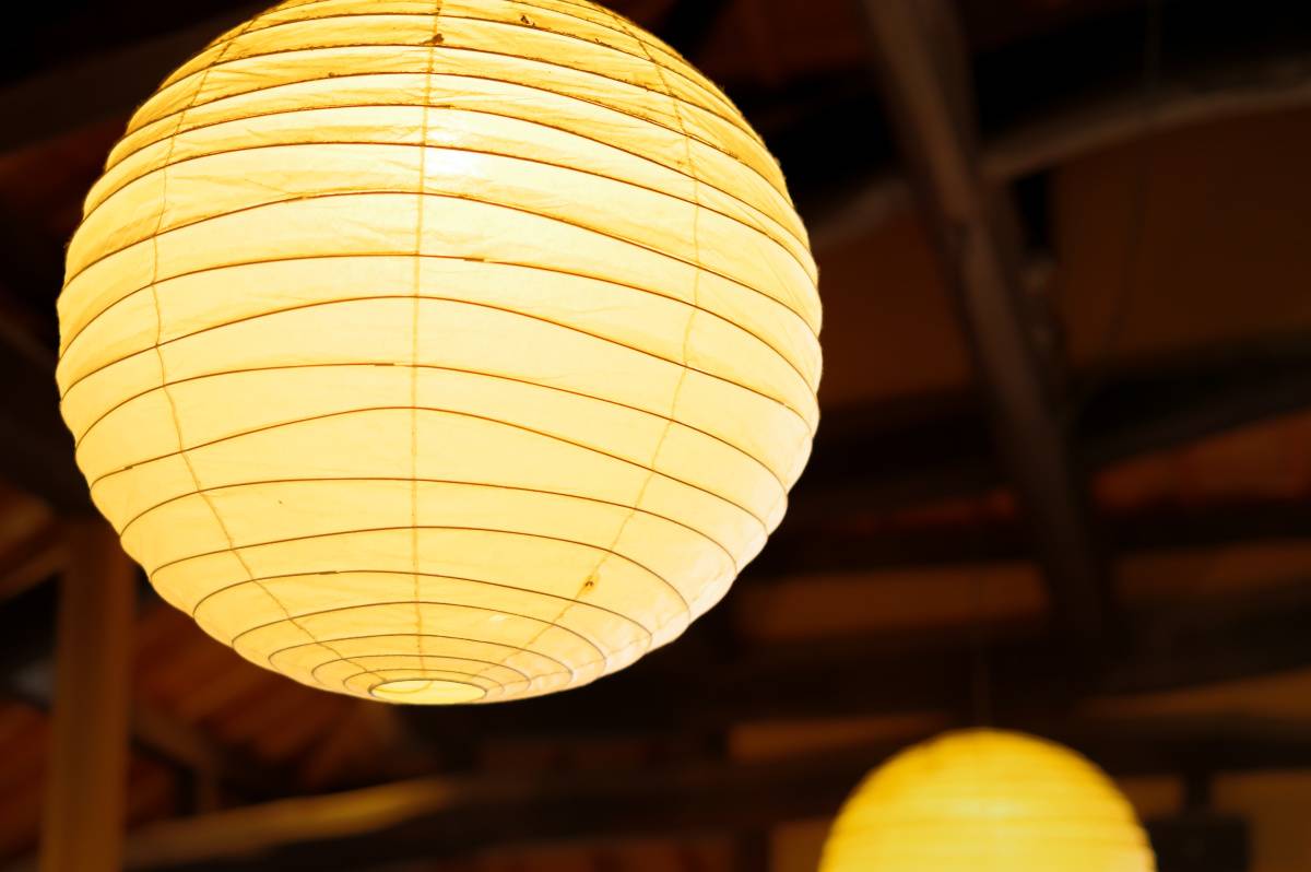 南 出世運 上がる 照明